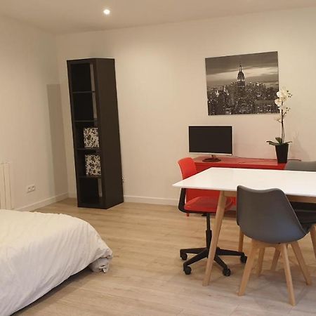 Adorable Studio 25M² Tres Calme Avec Parking มาร์กเซย ภายนอก รูปภาพ